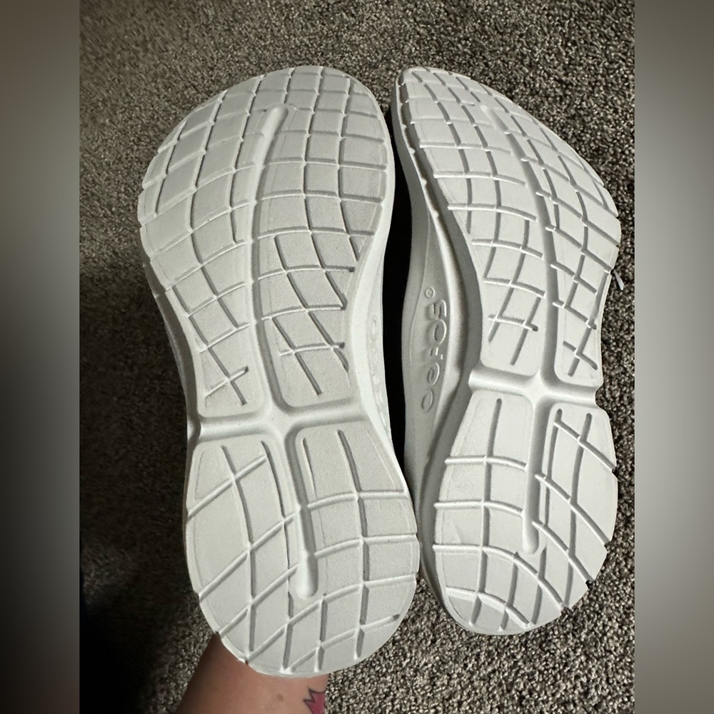 OOFOS WOMEN'S OOMG SPORT LOW SHOE 9.5 NWOT - Picture 6 of 7
